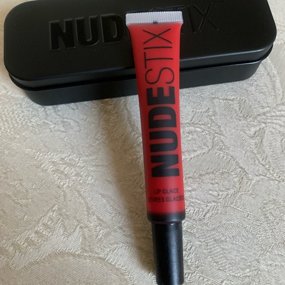 Nudestix Lip Glacé Plumping Lip Oil Lipgloss in Nude Cherry 00 BNIB - Picture 4 of 16